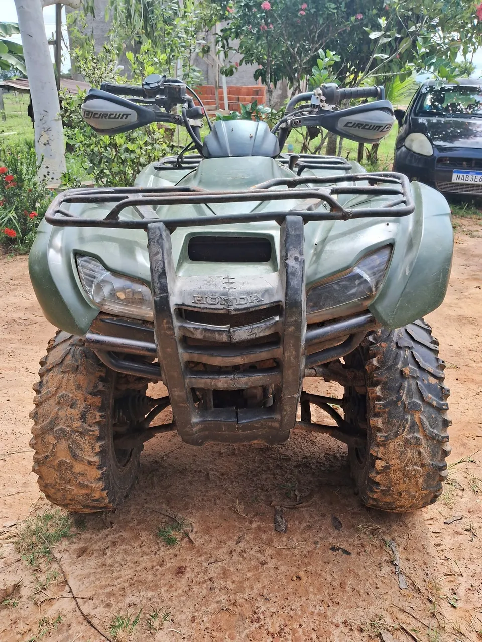 Vendo quadriciclo 420cc 4x4 15.000,00 *