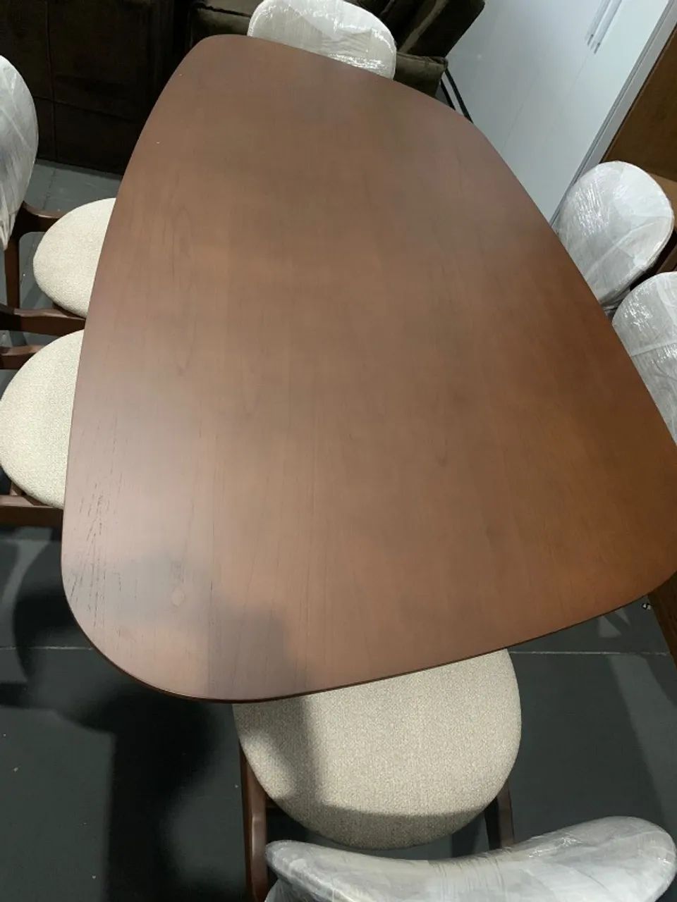 mesa de jantar com 6 cadeiras nova  - Foto 3