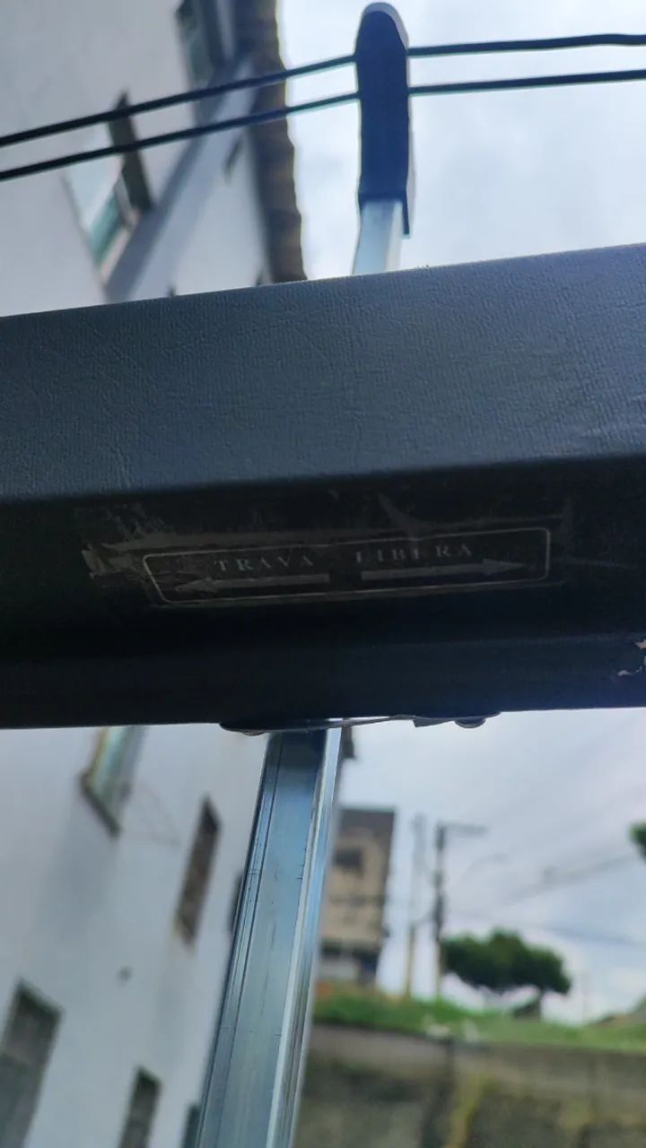 Tela Retrátil de Projetor + Tripé64573372984835121