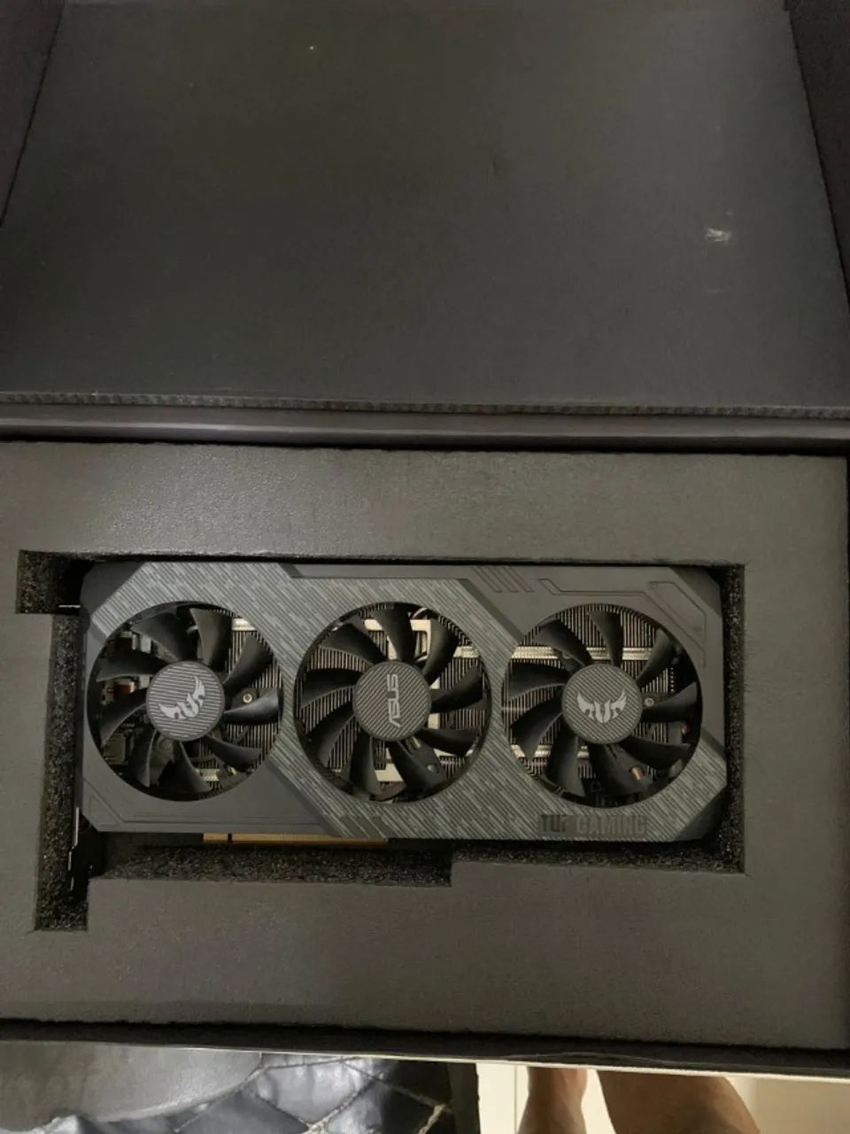 Placa de Vídeo RX 5700 8GB TUF Gaming EVO Triple Fan - Foto 4