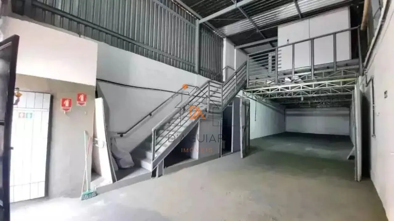Galpão para locação na Vila Medeiros !!