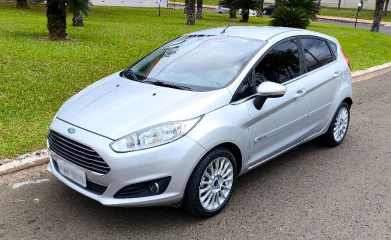 Ford Fiesta 1.6 Titanium Hatch 16v Flex Powershift