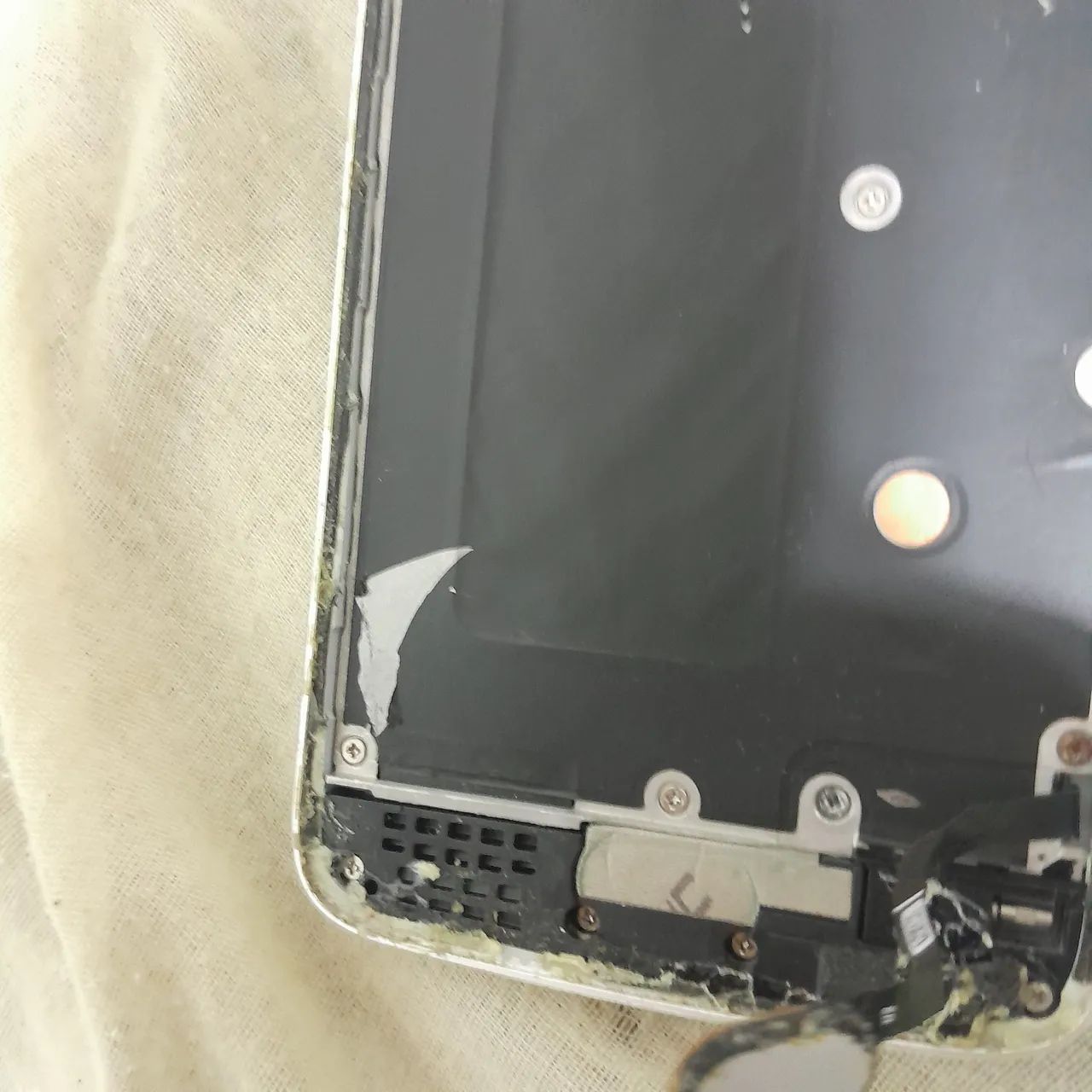 3 celulares carcaça pra retirada de peças ou concerto  - Foto 4