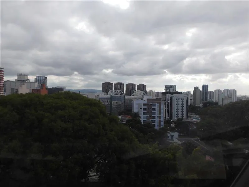 SALAS COMERCIAIS