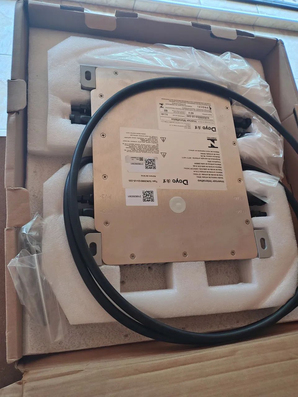 Micro inversor solar deye 2000 novo  - Foto 3