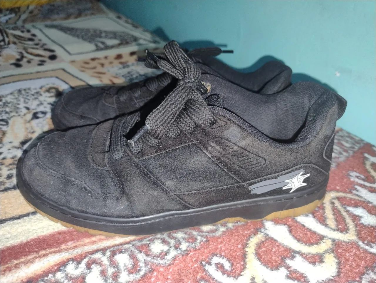 Vendo Tenis Preto - Foto 2