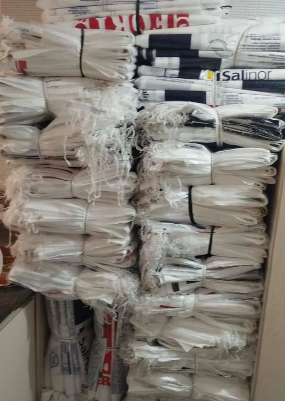 Sacos Ráfia linhagem Nylon a mala com 500 sacos.. R$0,60 a unidade 45x63 