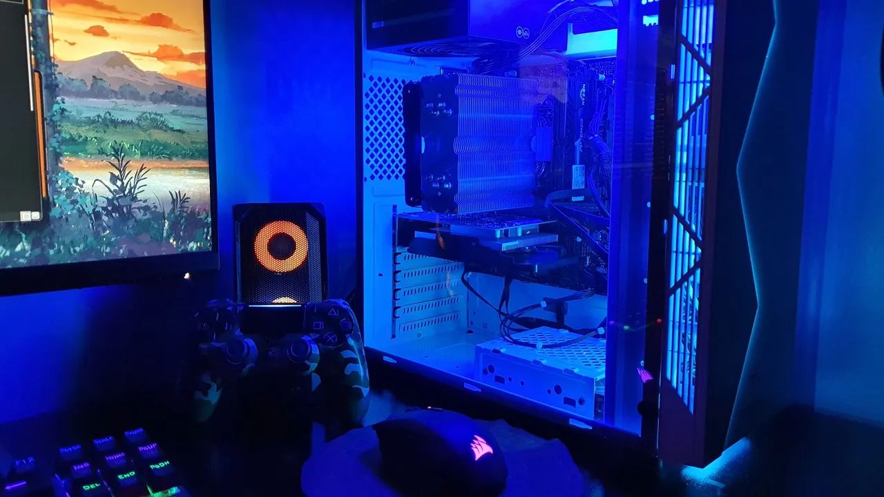 SETUP GAMER COMPLETO- PC Gamer Completo, Mesa Branca, Cadeira, Teclado 