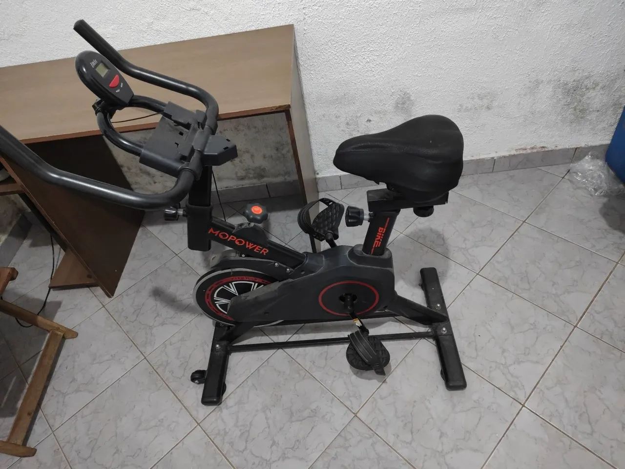 BICICLETA ERGOMÉTRICA 