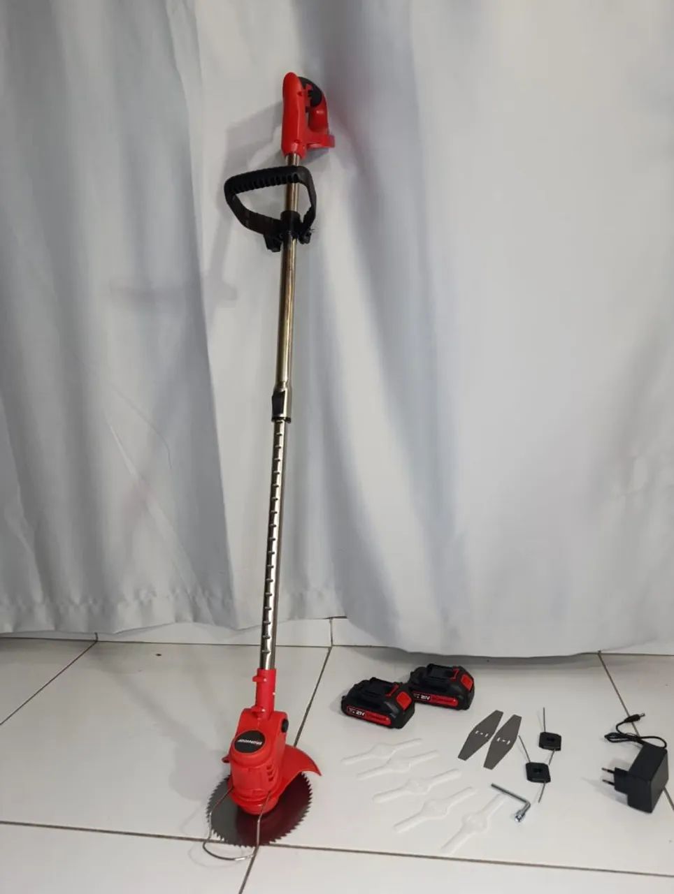 roçadeira a bateria  - Foto 2