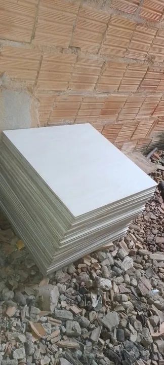 Pisos de Porcelanato Branco - 60x60cm - Foto 2