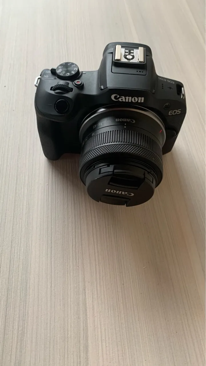 Cânon r100 mirroless e microfone Ulanzi lapela sem fio