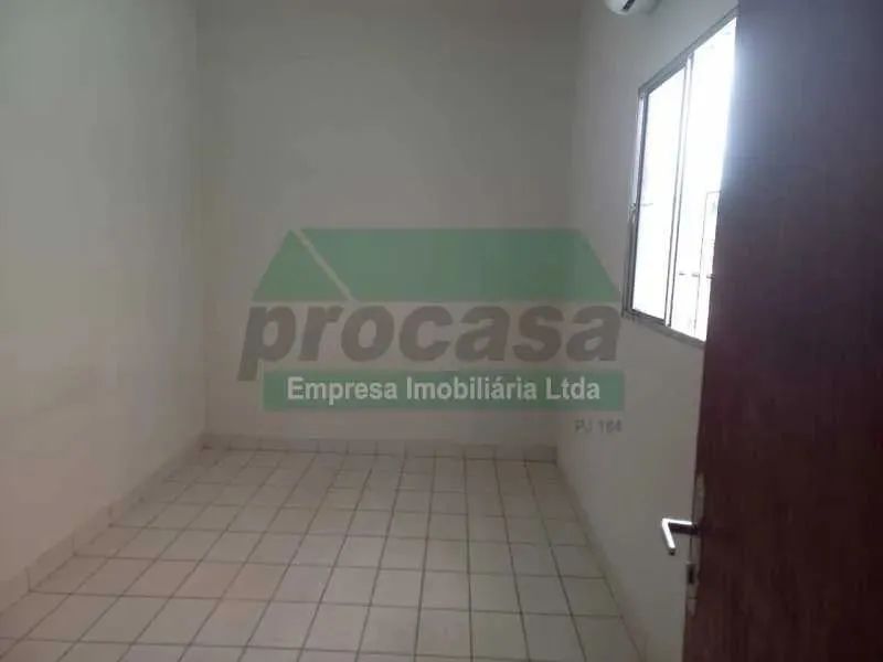 Casa de rua - / Residencial / Crespo