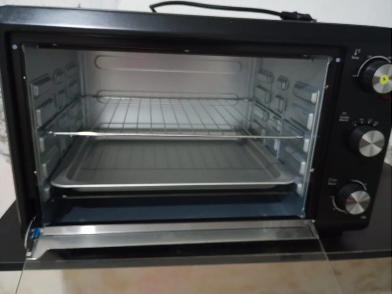 Forno Elétrico Compacto - Ideal para sua cozinha!