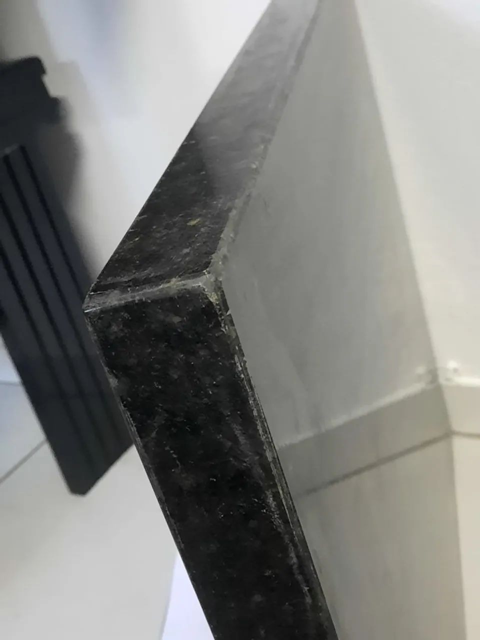 Tampão quadrado de Granito Preto