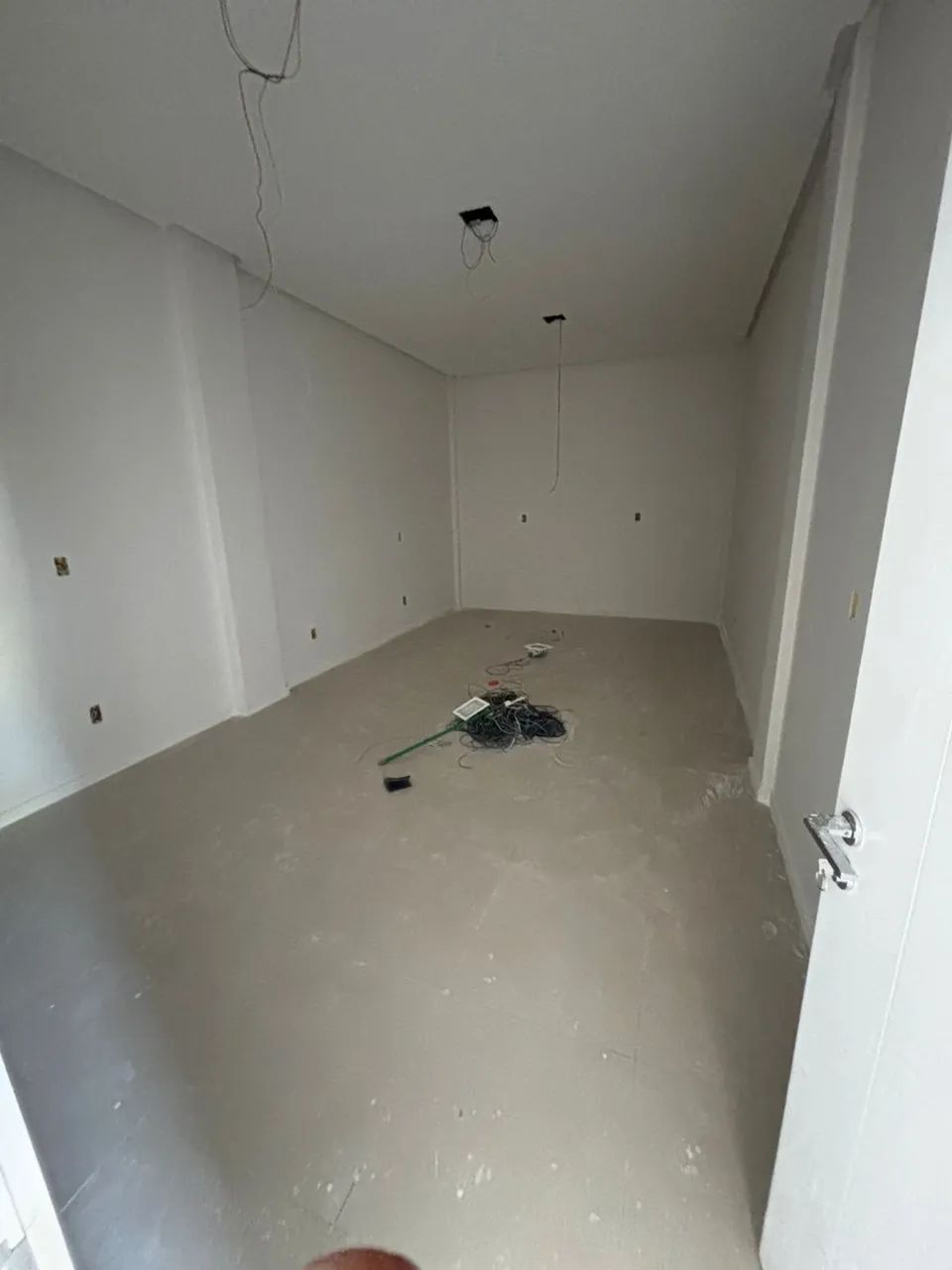 ALUGO PRÉDIO COMERCIAL NO CENTRO - Foto 5