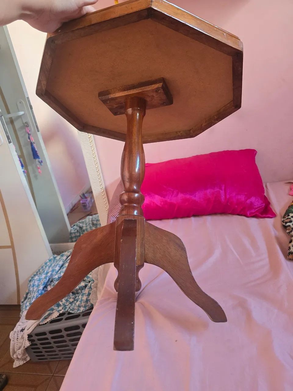 Mesinha de madeira 64960485334659124