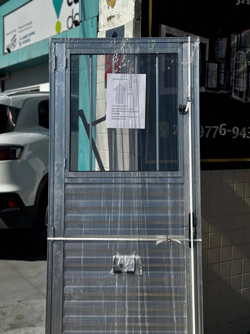 Portas de alumínio com vidro e grade 80cm - Direto da Fábrica! - Foto 4