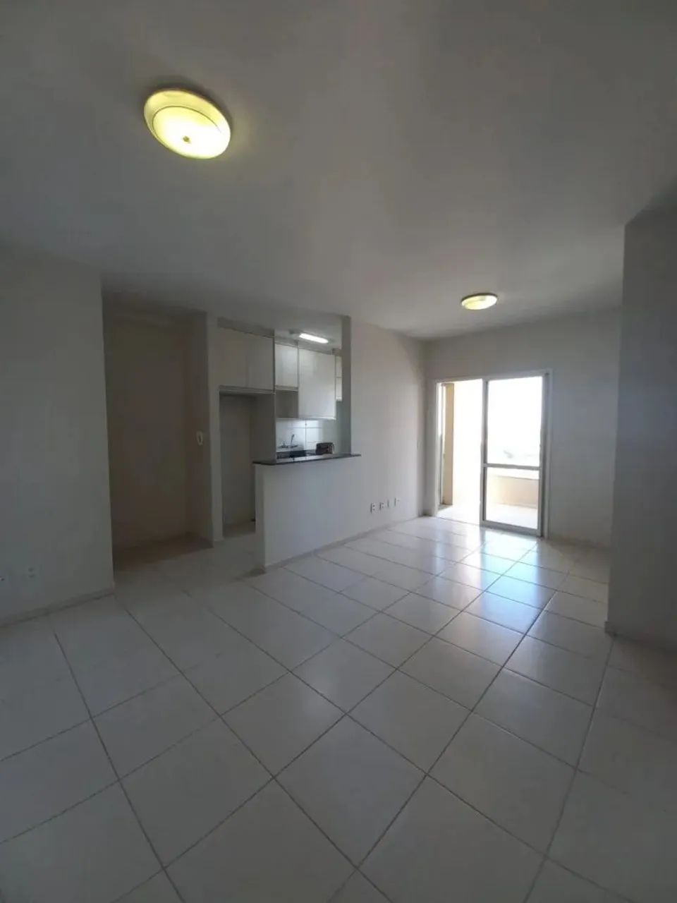 Apartamento com 03 quartos sendo 01 suíte com armários na região Sul de Londrina - Foto 5