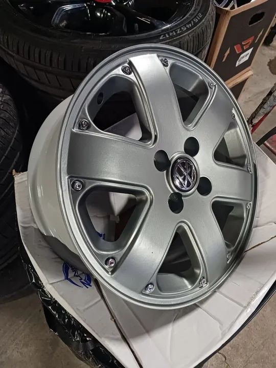 Rodas VW aro 15 Track Field Parati Gol Novas - Foto 5