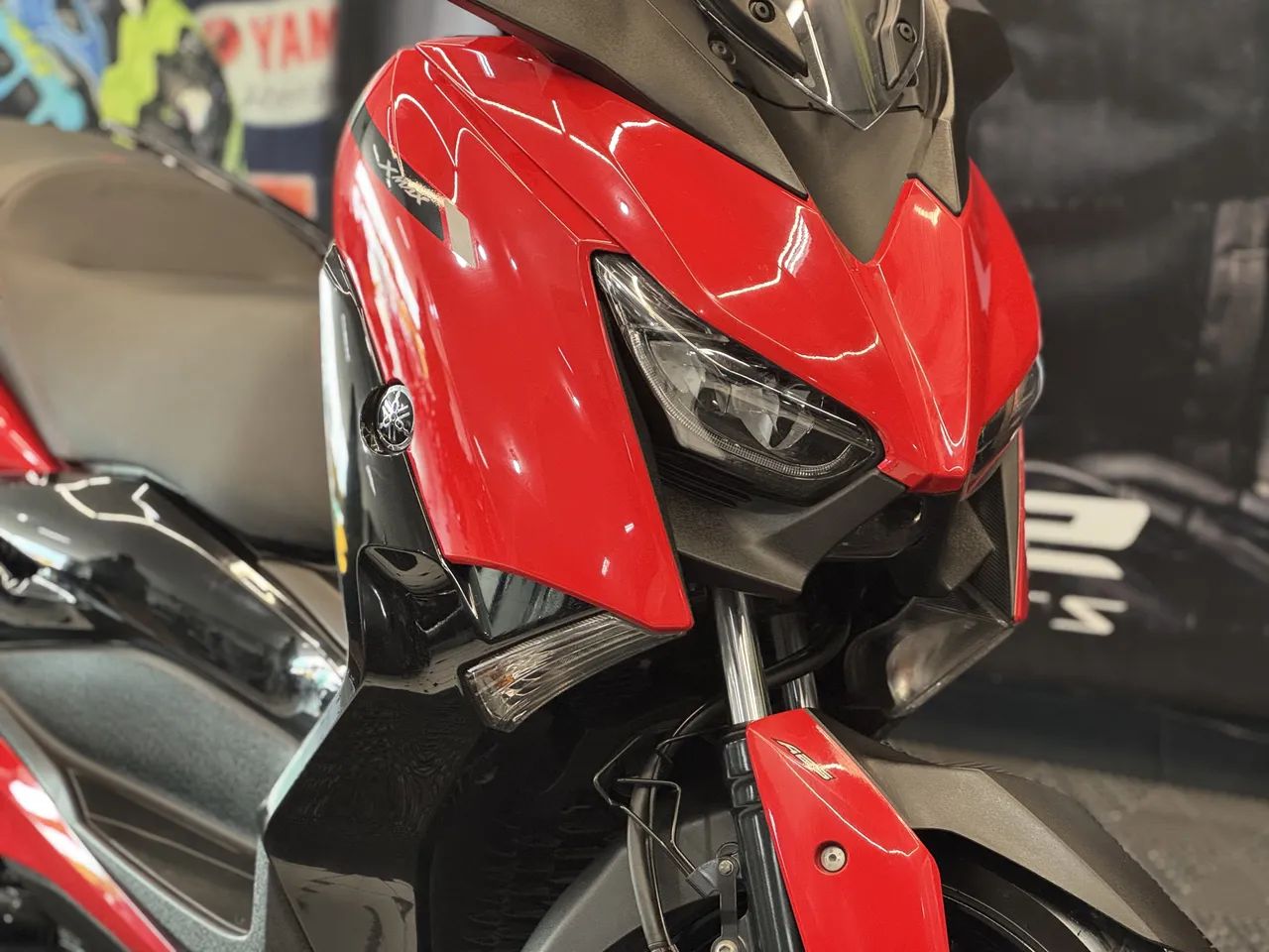 Yamaha XMAX 250 ABS 2023/23 Vermelha C/ 20800Kms  - Foto 4