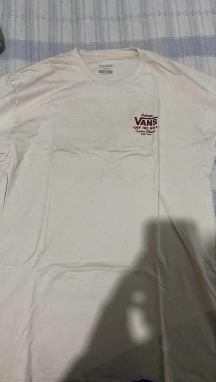 Camiseta Vans Authentic Off The Wall M/G serve os dois nova  - Foto 2
