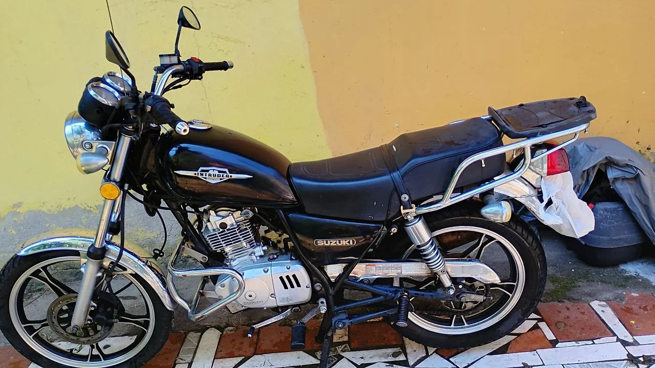 Suzuki Intruder 125 super nova - Foto 5