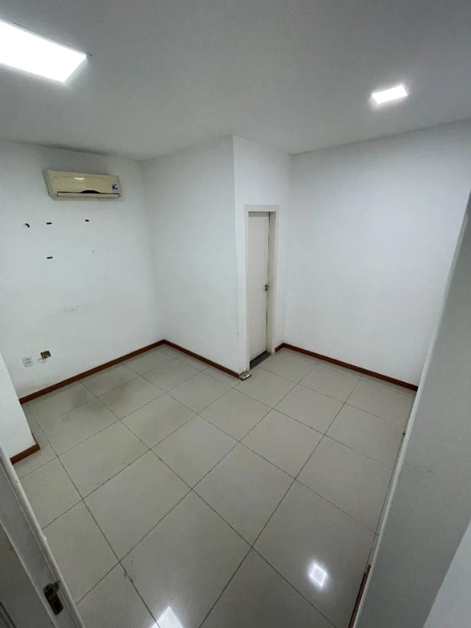 Alugo Imóvel Comercial - Praia do Canto - Aprox. 900m com 3 Pavimentos - Foto 5