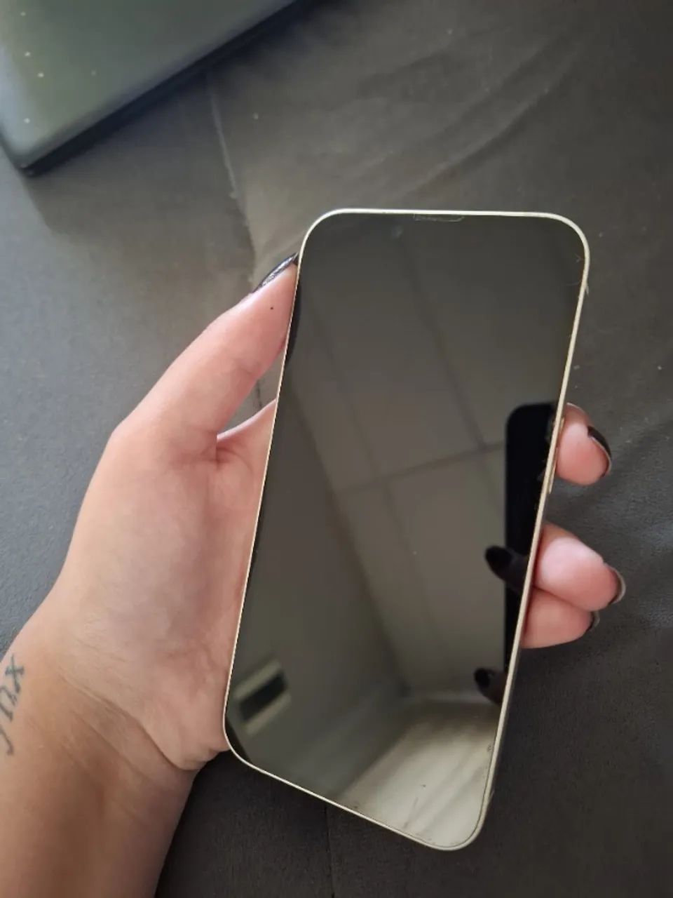 IPhone 14 estelar 128gb - Foto 2