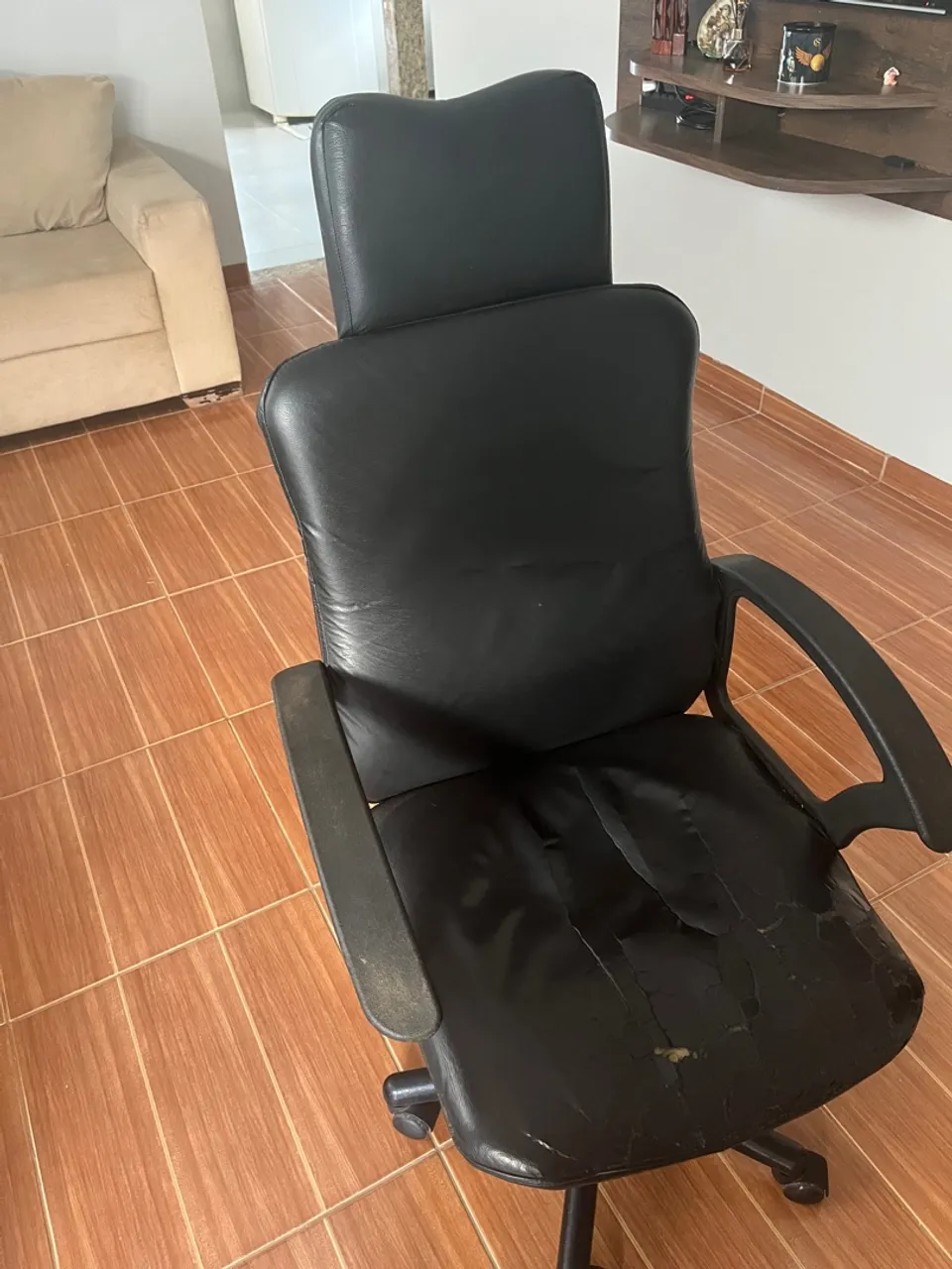 Cadeira de Escritório Executiva em Couro