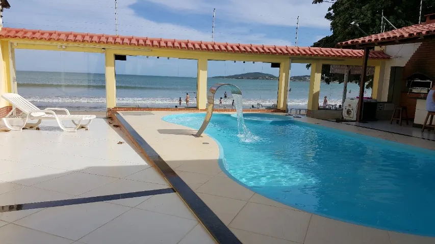 Casa Guarapari ES Frente p mar pé na areia 04 quartos Santa Monica