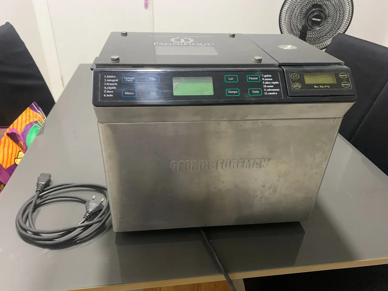 Máquina de Fazer Pão George Foreman