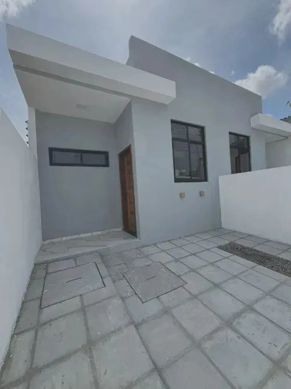 Casa no Geisel próximo a principal .