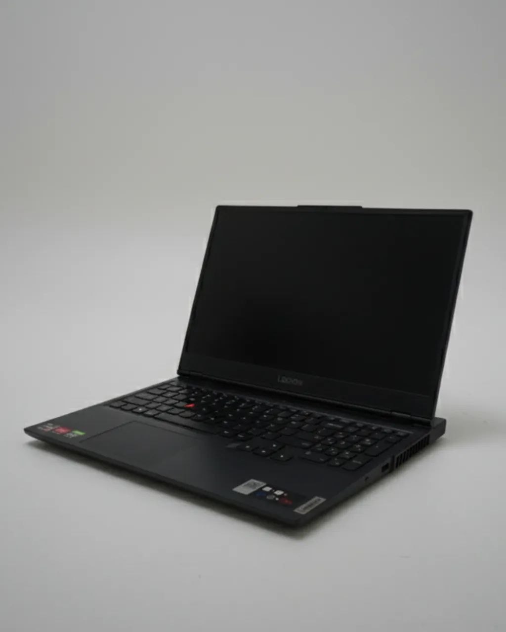 Lenovo Legion 5 15ACH6 - Ryzen 5 5600H, RTX 3050 Ti, 24GB, 1,5TB SSD