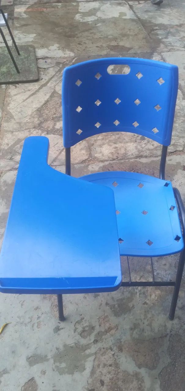 Cadeira escolar plástico azul  - Foto 5