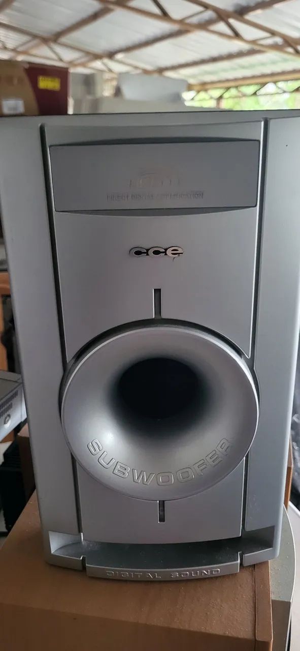 Subwoofer CCE de 8 ohms - Foto 2
