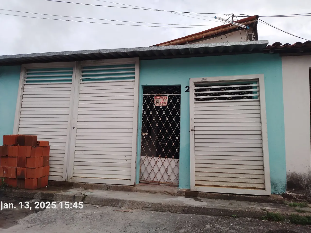 PORTÕES EM PURO ALUMÍNIO CHAPA GROSSA