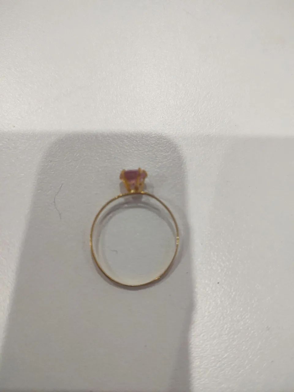 Anel de ouro com Pedra Rosa