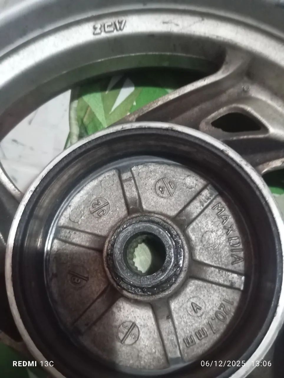 Jante Traseira Burgman 125 original injetada  ( ORIGINAL) - Foto 2