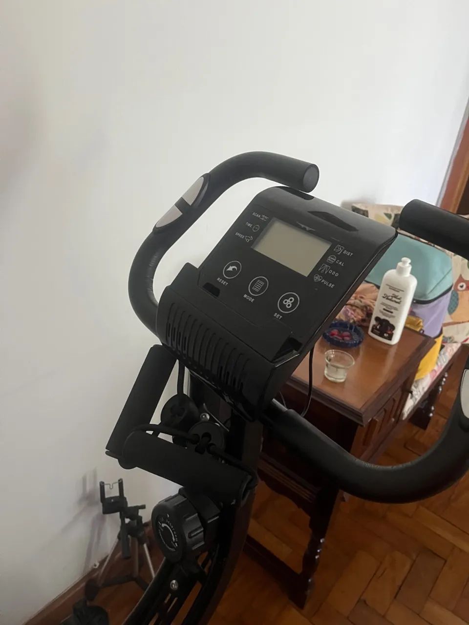 Bicicleta Ergométrica Vertical Dobrável  - Foto 3