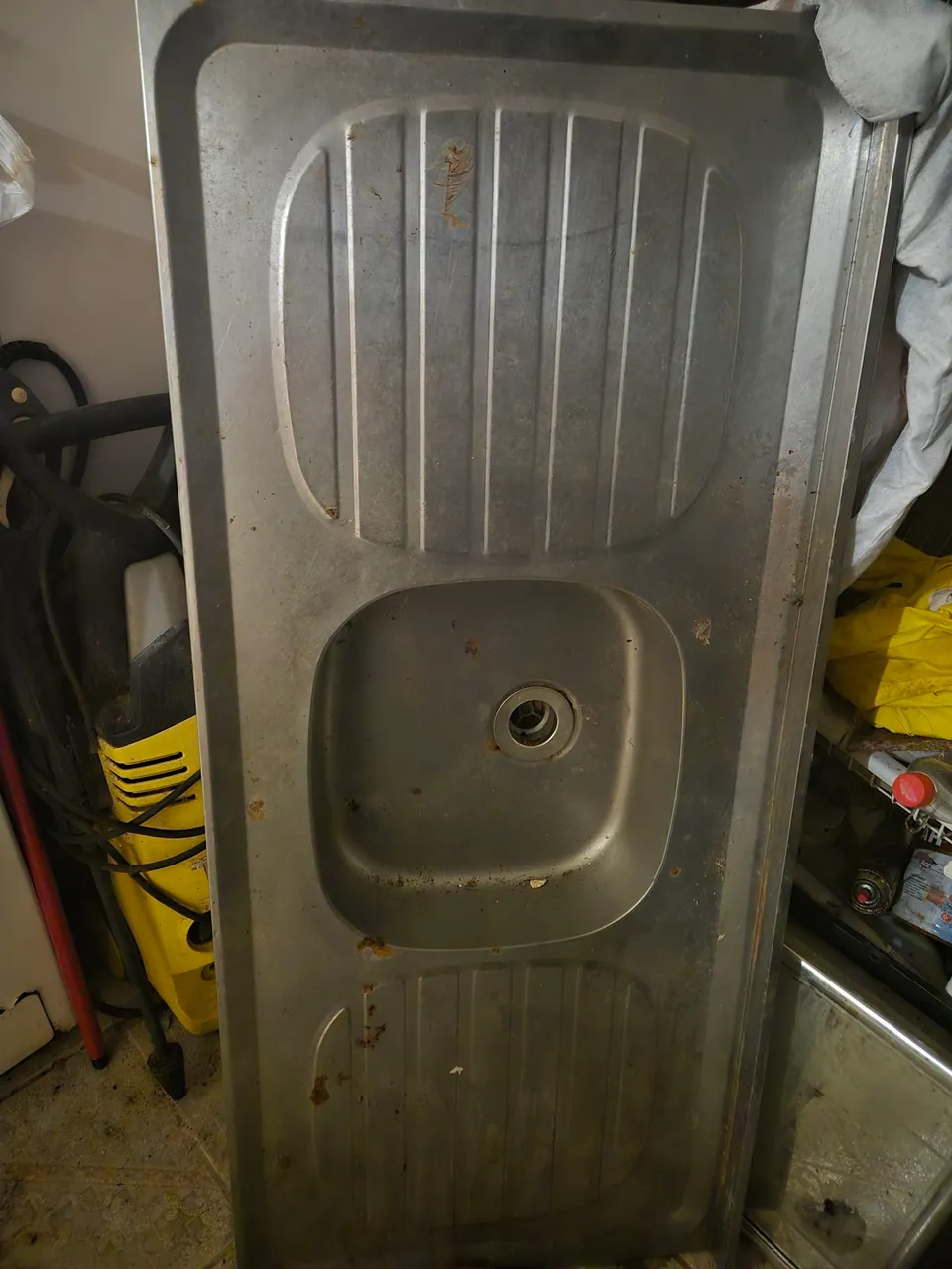 TAMPO DE PIA INOX CIMENTADO