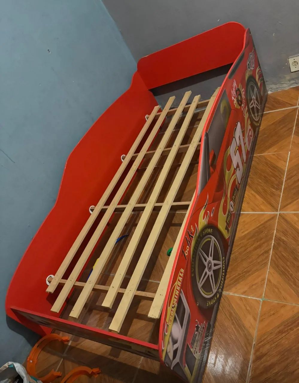 Cama solteiro infantil carros 