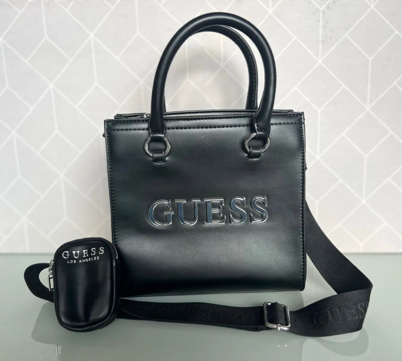 Bolsa Guess Original Preta com Alça Transversal e Mini Bolsa - Foto 5