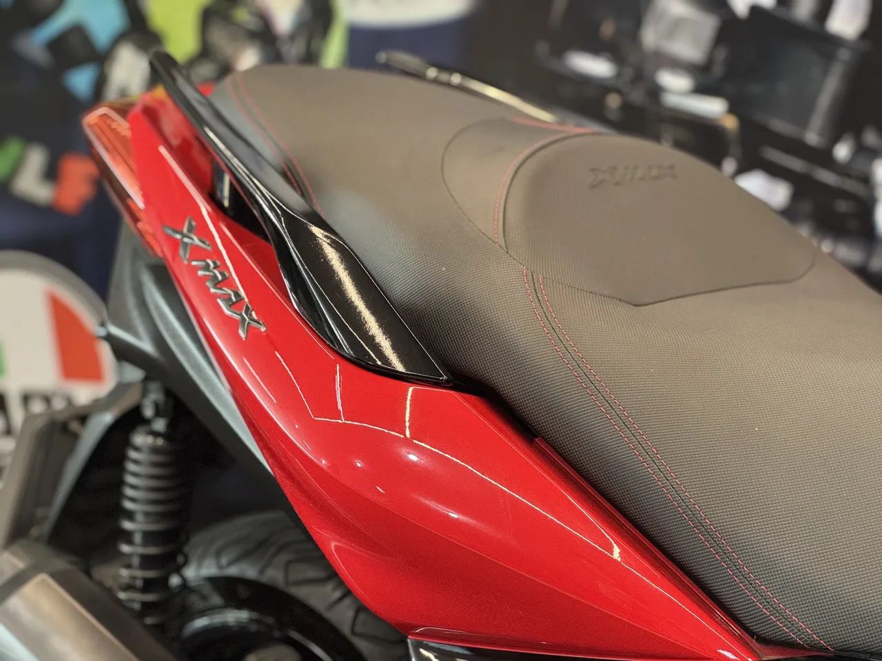 Yamaha XMAX 250 ABS 2023/23 Vermelha C/ 20800Kms  - Foto 2