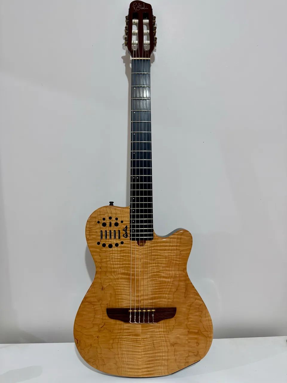 Violão Godin multiac acs sa - Instrumentos musicais - Aparecida