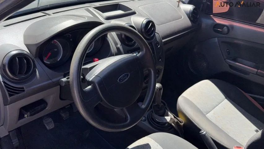 FISTA ROCAM 2011 - KM ORIGINAL - APENAS 35900 - Foto 6