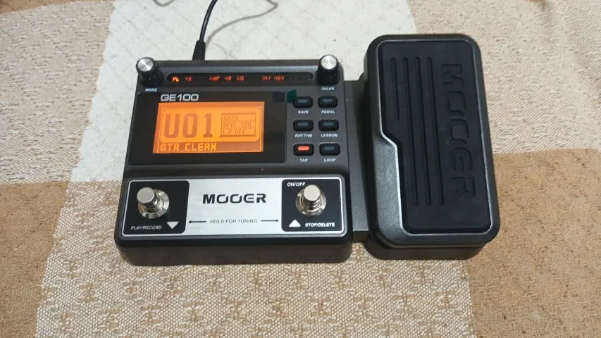 Pedaleira Mooer GE100