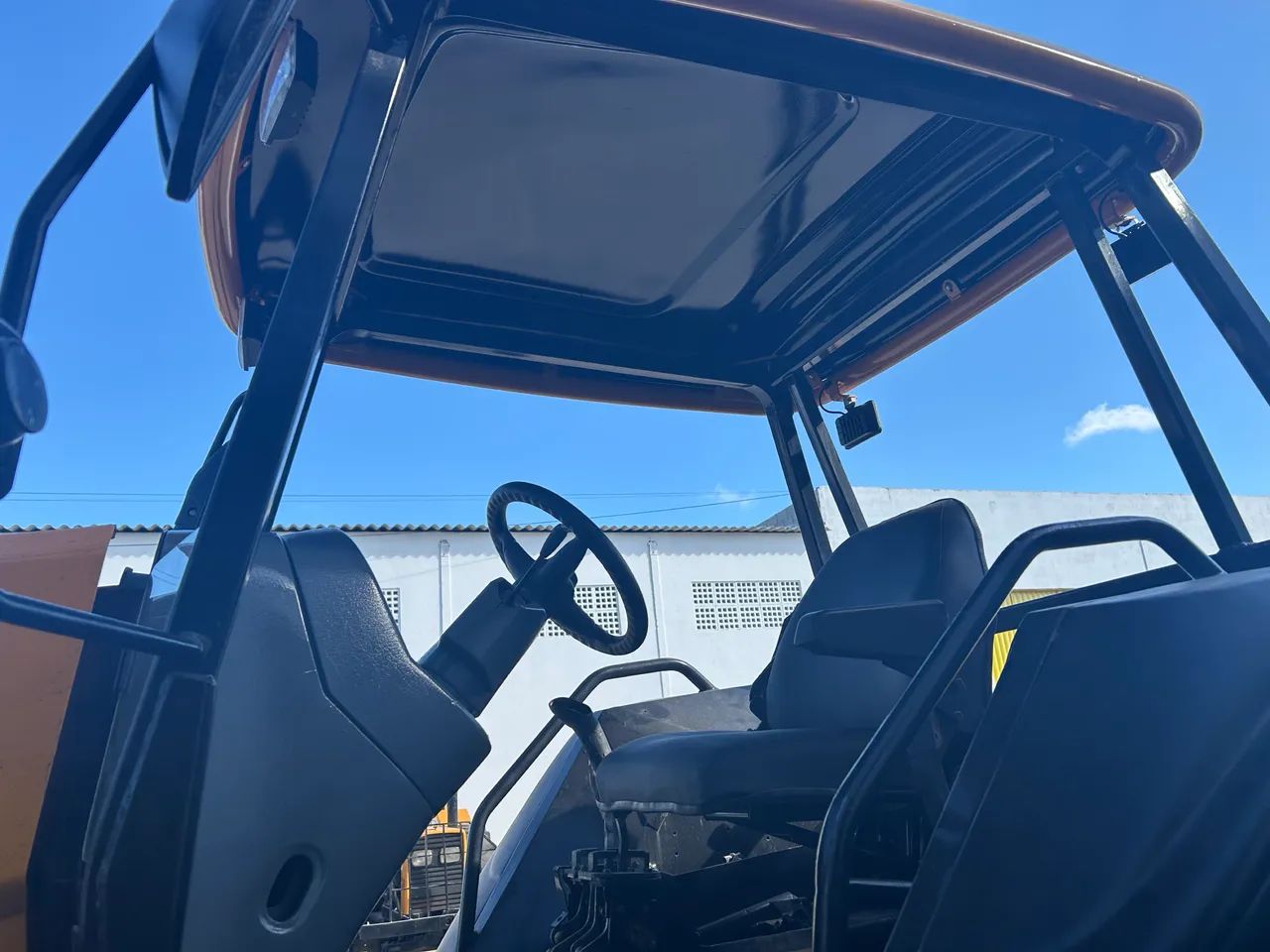 TRATOR VALTRA BH180 - Foto 4