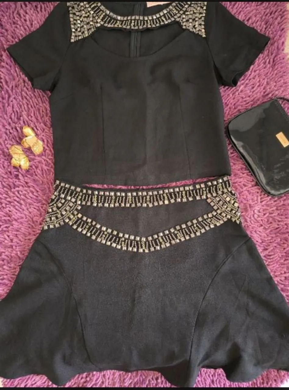 Conjunto saia e blusa croped