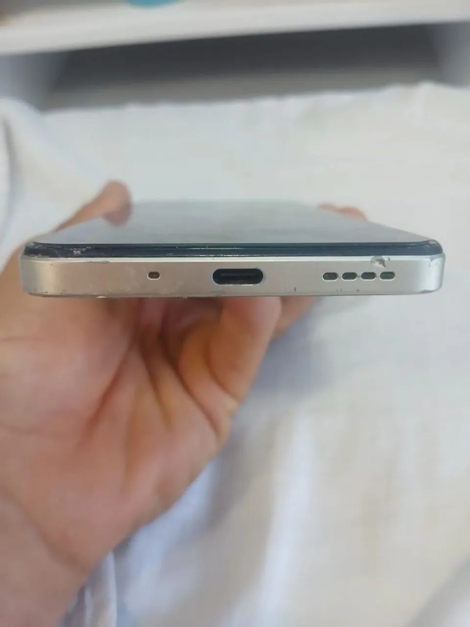 Realmi c75 com avarias porém funcionando tudo normalmente 256 gigas - Foto 5